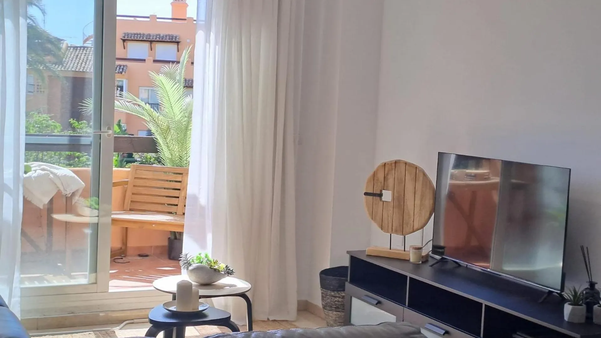 Noctua Cortesin Sun 002 Casares Appartement