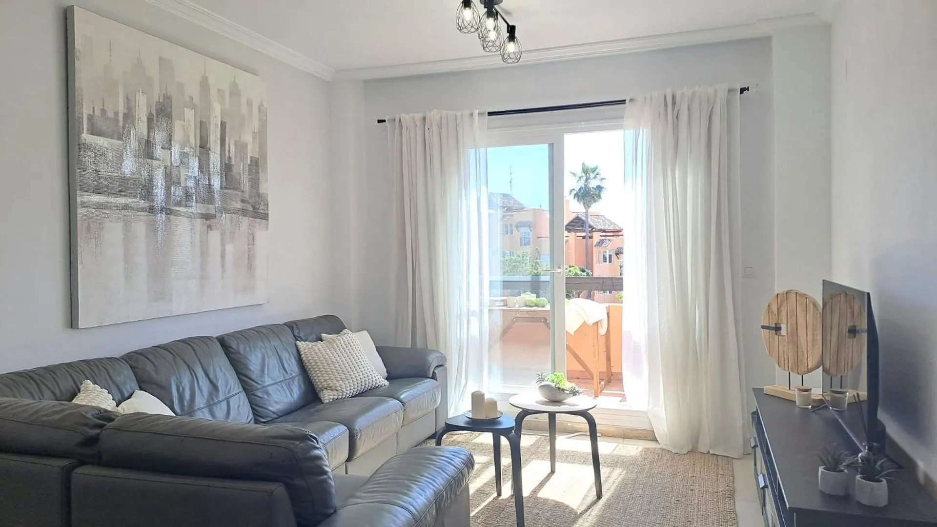 Noctua Cortesin Sun 002 Casares